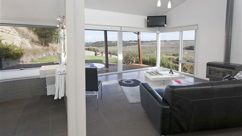 Anchors Beach House - Accommodation Sunshine Coast 6