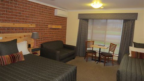 AAT 28 Goldsmith Hotel - Accommodation Sunshine Coast 2
