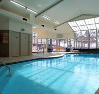Lake Edge Resort - Accommodation Sunshine Coast