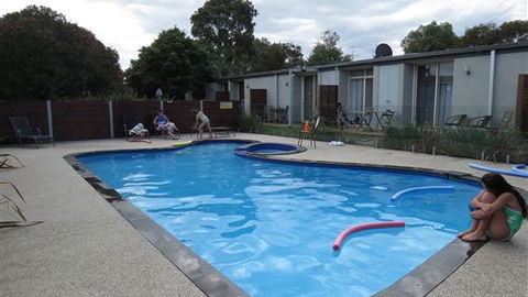 Riverside Ocean Grove - Accommodation Sunshine Coast 5