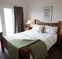 Strath Valley View Bed and Breakfast - Accommodation Sunshine Coast