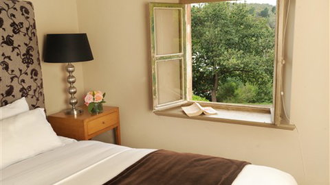 Villa Parma At Peppers Mineral Springs Hotel - Accommodation Sunshine Coast 1