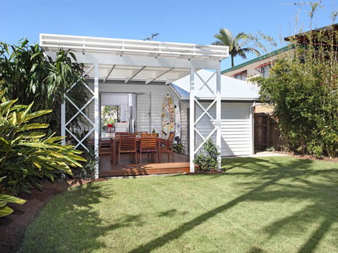 Corporate Beach House - Accommodation Sunshine Coast 0