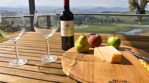 Riverview Lodge - Accommodation Sunshine Coast 2