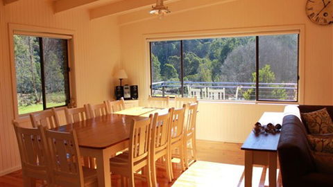 Riversong - Accommodation Sunshine Coast 0