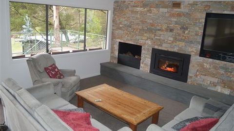 Riversong - Accommodation Sunshine Coast 3