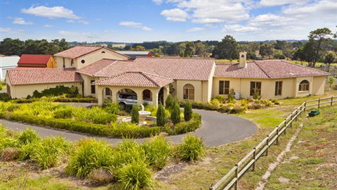 Tuscan Getaway - Accommodation Sunshine Coast 0