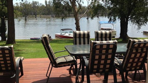 28 Graham Ave - Accommodation Sunshine Coast 2