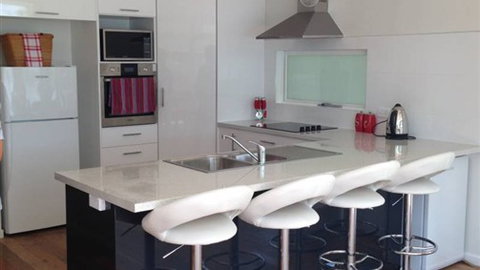 28 Graham Ave - Accommodation Sunshine Coast 5