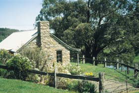 Adelaide Hills Country Cottages - Gum Tree Cottage - Accommodation Sunshine Coast 0
