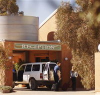 Mud Hut Motel - Accommodation Sunshine Coast