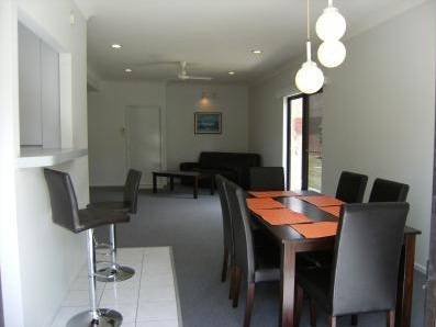 A Beach 'N Reef Motel - Accommodation Sunshine Coast 2