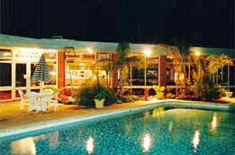 Absolute Lakes Entrance - Accommodation Sunshine Coast 0