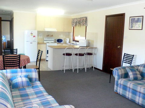Back O' Bourke Accommodation - Accommodation Sunshine Coast 0