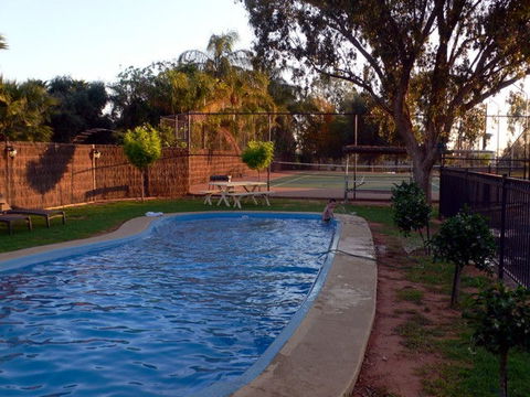 Back O' Bourke Accommodation - Accommodation Sunshine Coast 3