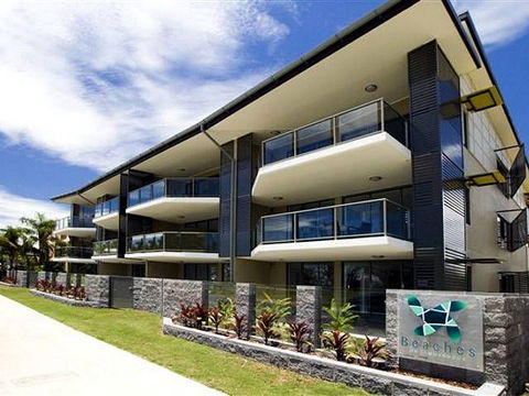 Beaches On Lammermoor Apartments - Accommodation Sunshine Coast 0