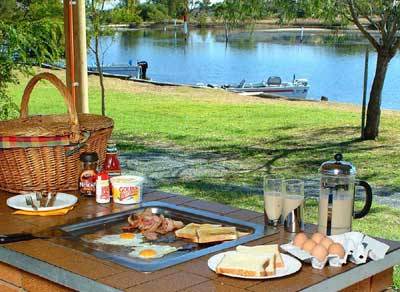 BIG4 Forster-Tuncurry Great Lakes Holiday Park - Accommodation Sunshine Coast 1