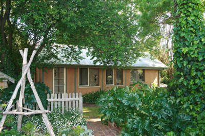 Birch House Koroit - Accommodation Sunshine Coast 0