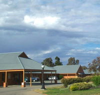 Bishop's Lodge Motor Inn - Accommodation Sunshine Coast
