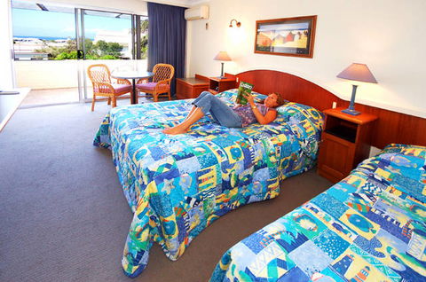 Caribbean Motel - Accommodation Sunshine Coast 2