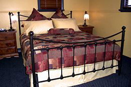 Church House B&B Gundagai - Accommodation Sunshine Coast 3