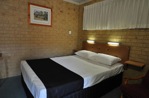 Coast Inn Motel - Accommodation Sunshine Coast 1