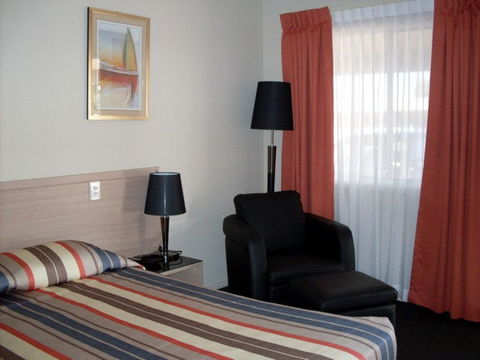 Cobar Central Motor Inn - Accommodation Sunshine Coast 1