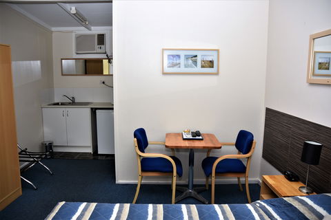 Chinchilla Motel - Accommodation Sunshine Coast 8
