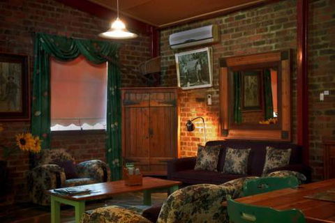 Eagle Foundry Bed & Breakfast - Accommodation Sunshine Coast 1