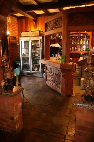Forest Lodge Motor Inn & Restaurant - Accommodation Sunshine Coast 3