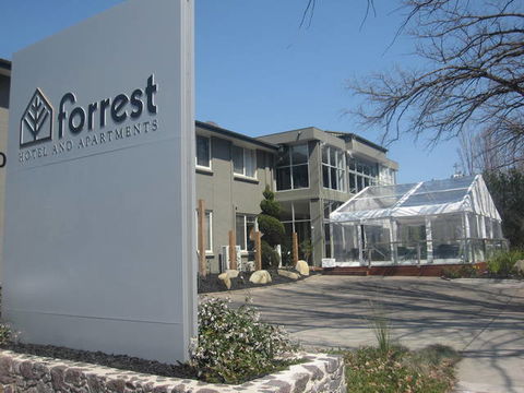 Forrest Hotel & Apartments - Accommodation Sunshine Coast 9