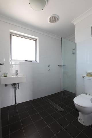 Forrest Hotel & Apartments - Accommodation Sunshine Coast 11