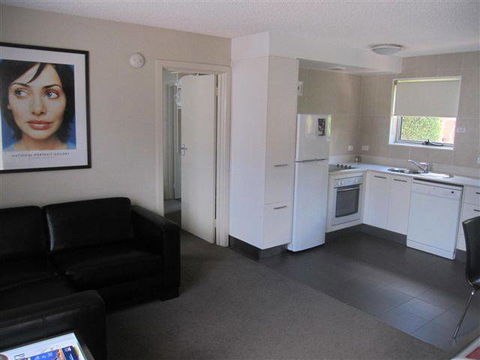 Forrest Hotel & Apartments - Accommodation Sunshine Coast 12