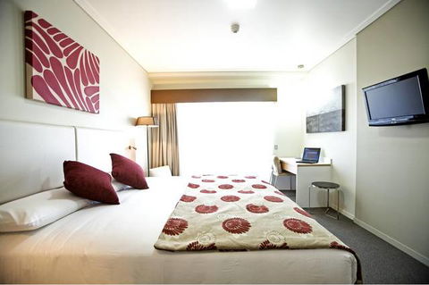 Grand Hotel Townsville - Accommodation Sunshine Coast 0