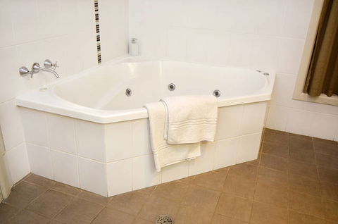 Mackellar Motel - Accommodation Sunshine Coast 1