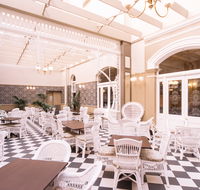 Hadley's Orient Hotel - Accommodation Sunshine Coast