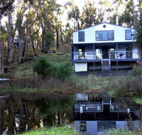 Hidden Grove Retreat - Accommodation Sunshine Coast