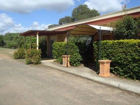 Hilldrop Motor Inn - Accommodation Sunshine Coast 2