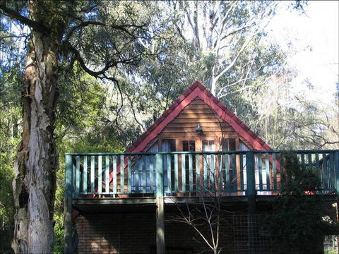 Jervis Bay Cabins & Hidden Creek Real Camping - Accommodation Sunshine Coast 3
