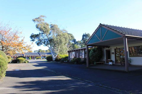 Melaleuca Lodge - Accommodation Sunshine Coast 1