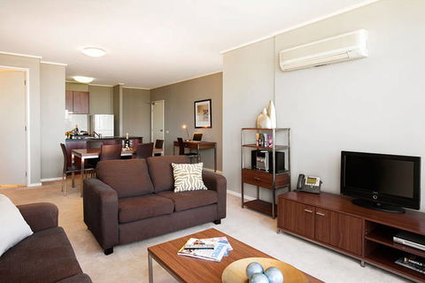 Melbourne Short Stay Apartments - Melbourne CBD - Accommodation Sunshine Coast 3