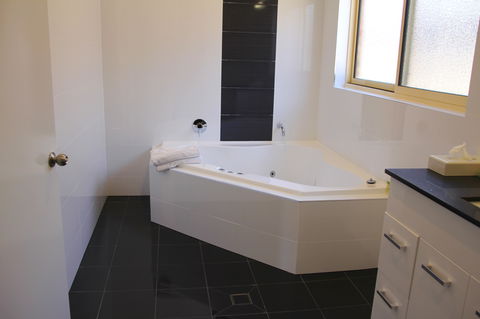 Mercure Goulburn - Accommodation Sunshine Coast 2