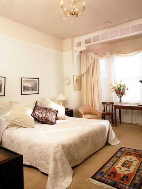 Merre Be's Honeymoon House - Accommodation Sunshine Coast 0