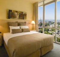 Oaks on Lonsdale - Accommodation Sunshine Coast