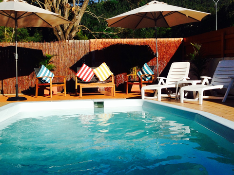 Paradise Court Holiday Units - Accommodation Sunshine Coast 0