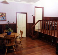 Pemberton Old Picture Theatre Holiday Apts - Accommodation Sunshine Coast