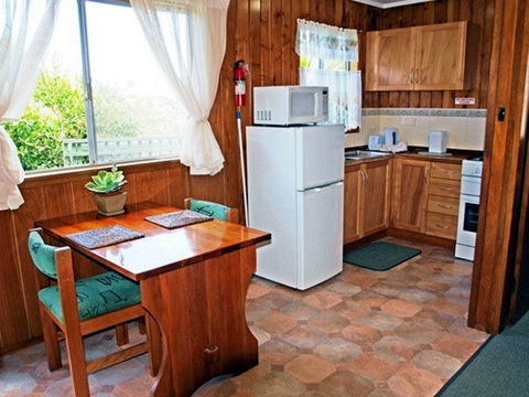 Pine Valley Apartments - Accommodation Sunshine Coast 3