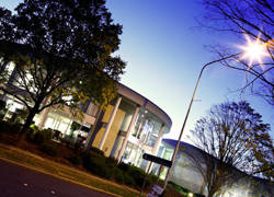 Premier Hotel & Apartments - Accommodation Sunshine Coast 10