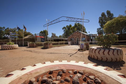 Curtin Springs Wayside Inn - Accommodation Sunshine Coast 10