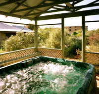 Rock of Ages Cottage BB - Accommodation Sunshine Coast
